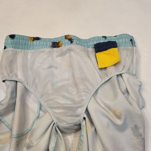 Old Navy Men's Large Swim Trunks Elastic Waist Light Blue Gold & Blue Pineapples - Picture 11 of 16